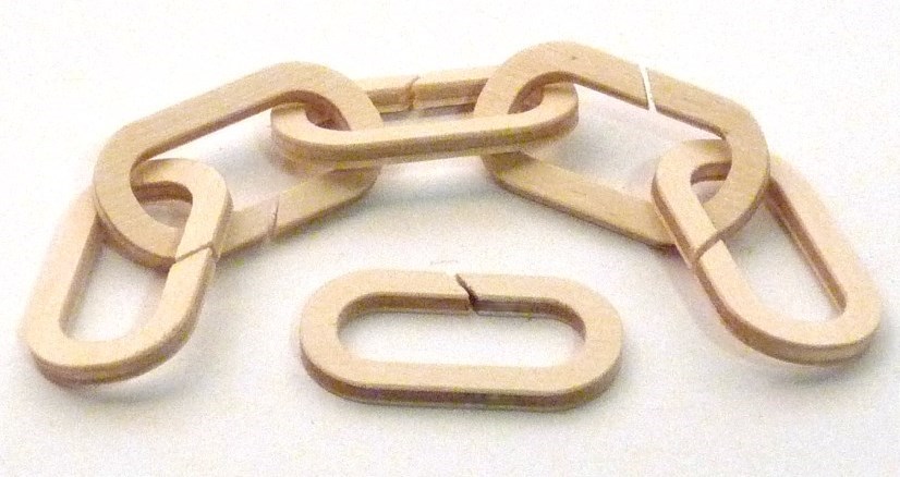 Kettenglied aus Birkesperrholz