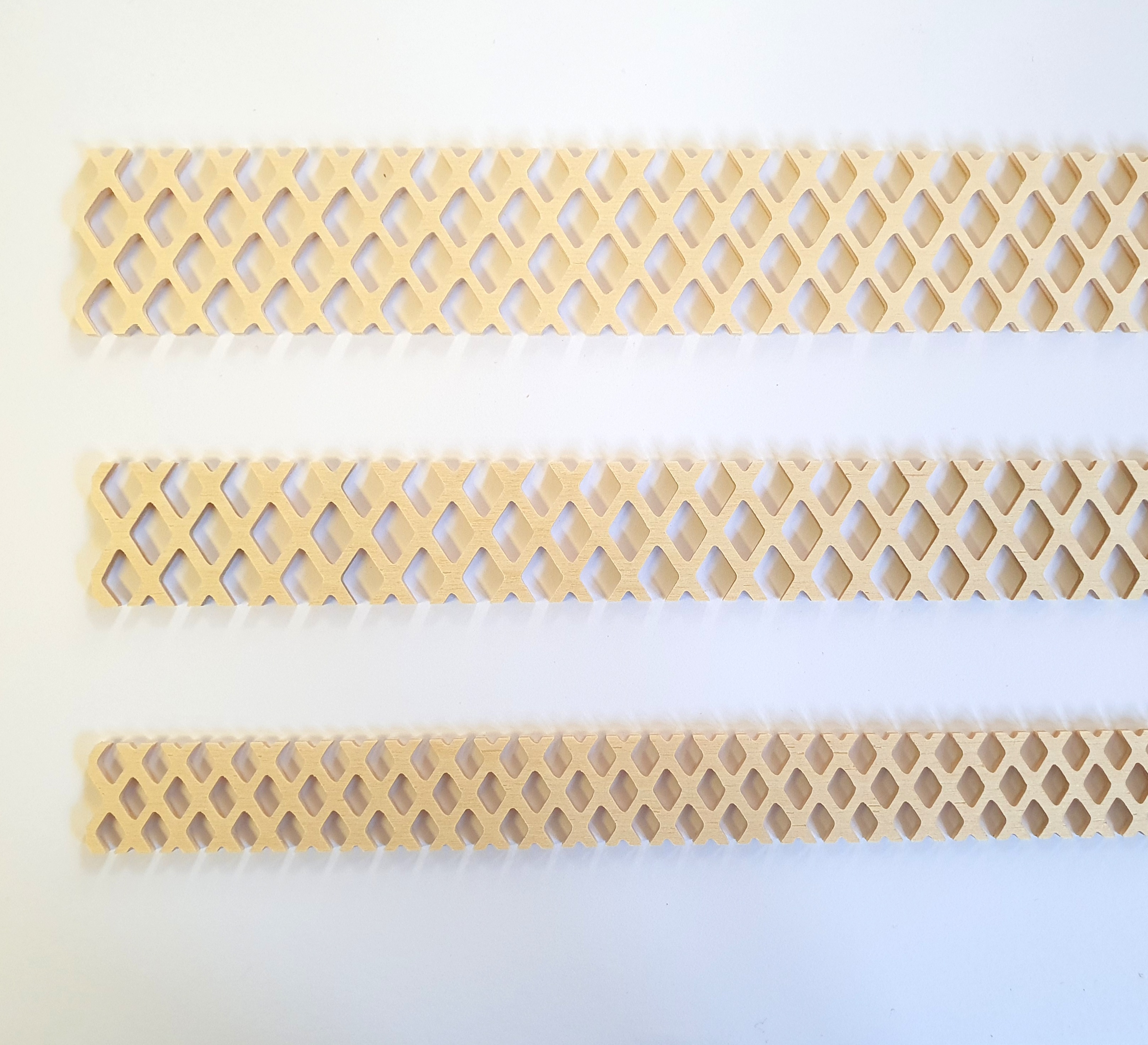 Jägerzaun aus Birkesperrholz - neue Form