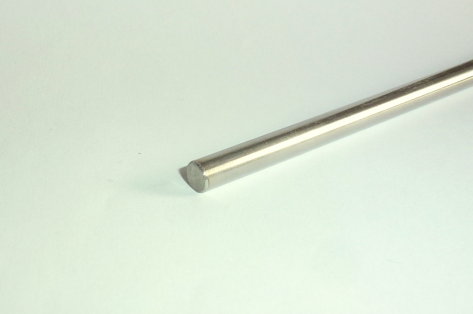 Pyramidenwelle aus Edelstahl ohne Laufspitze, Stärke 2mm