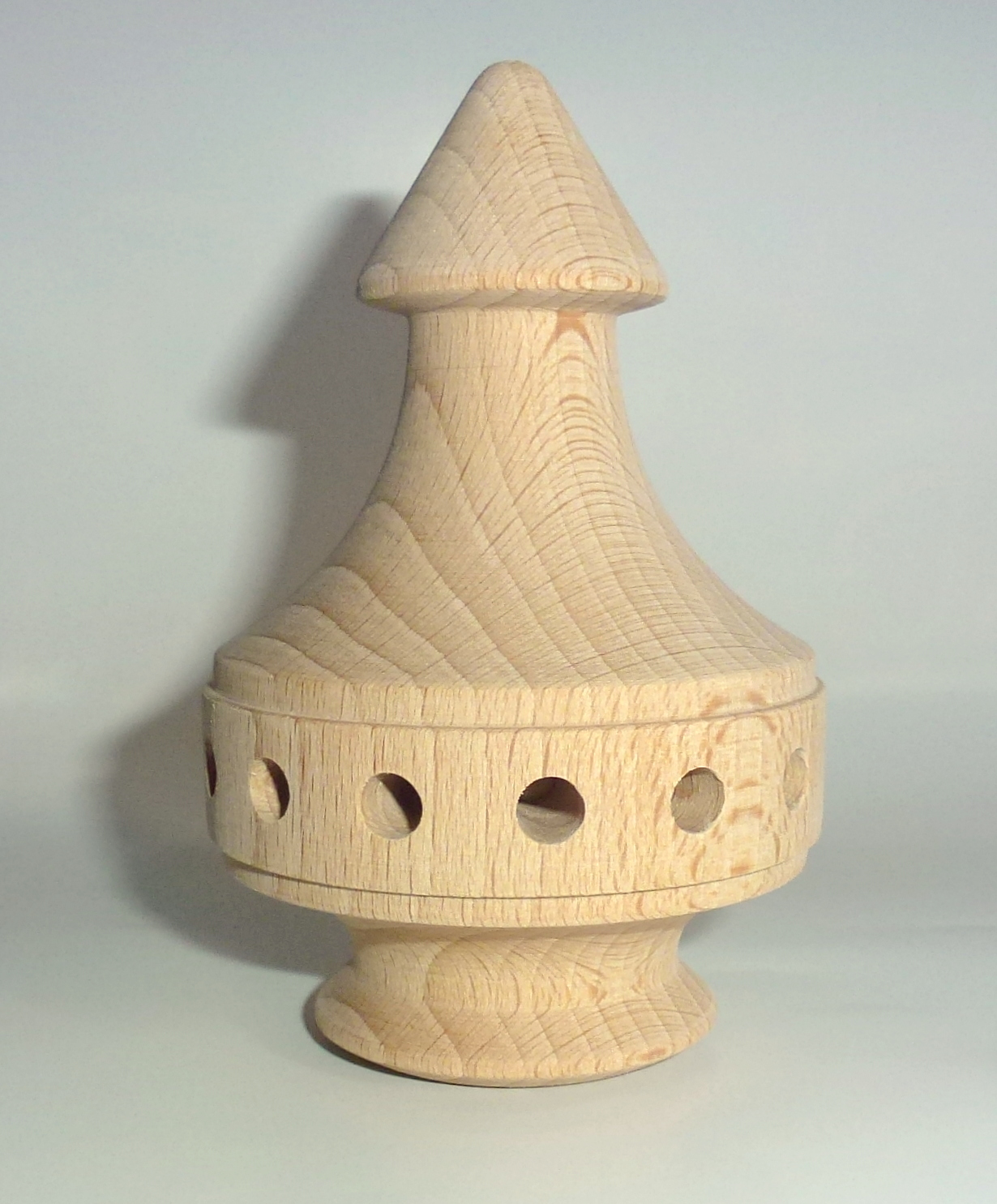 Pyramidenkopf Turm groß - mit 14 Bohrungen  Ø 6mm