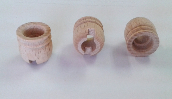 Lichtertülle aus Buchenholz mit Rille