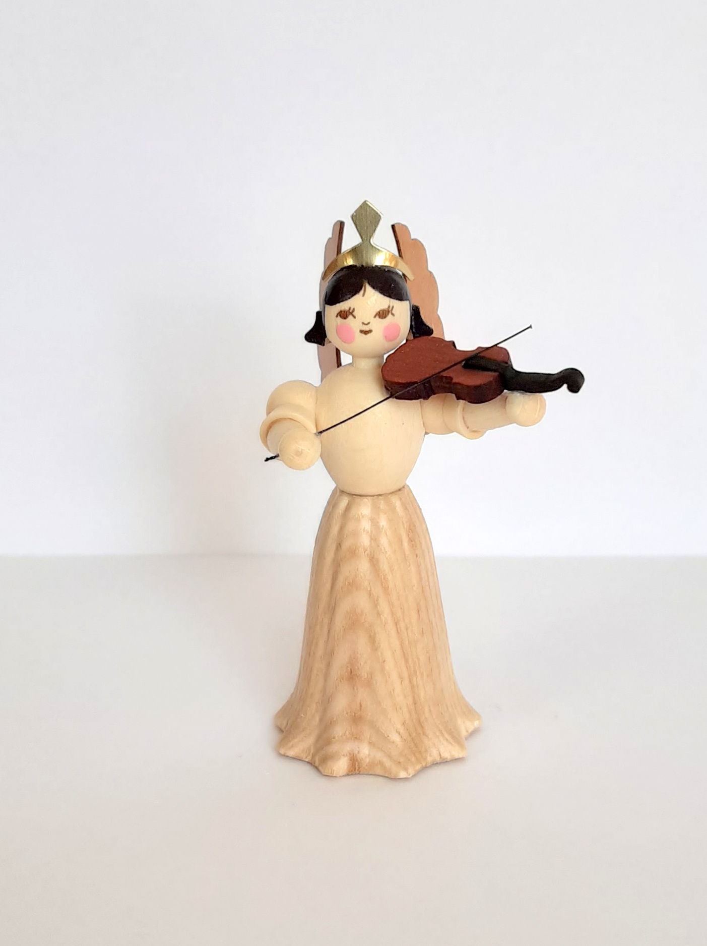Langrockengel mit Geige