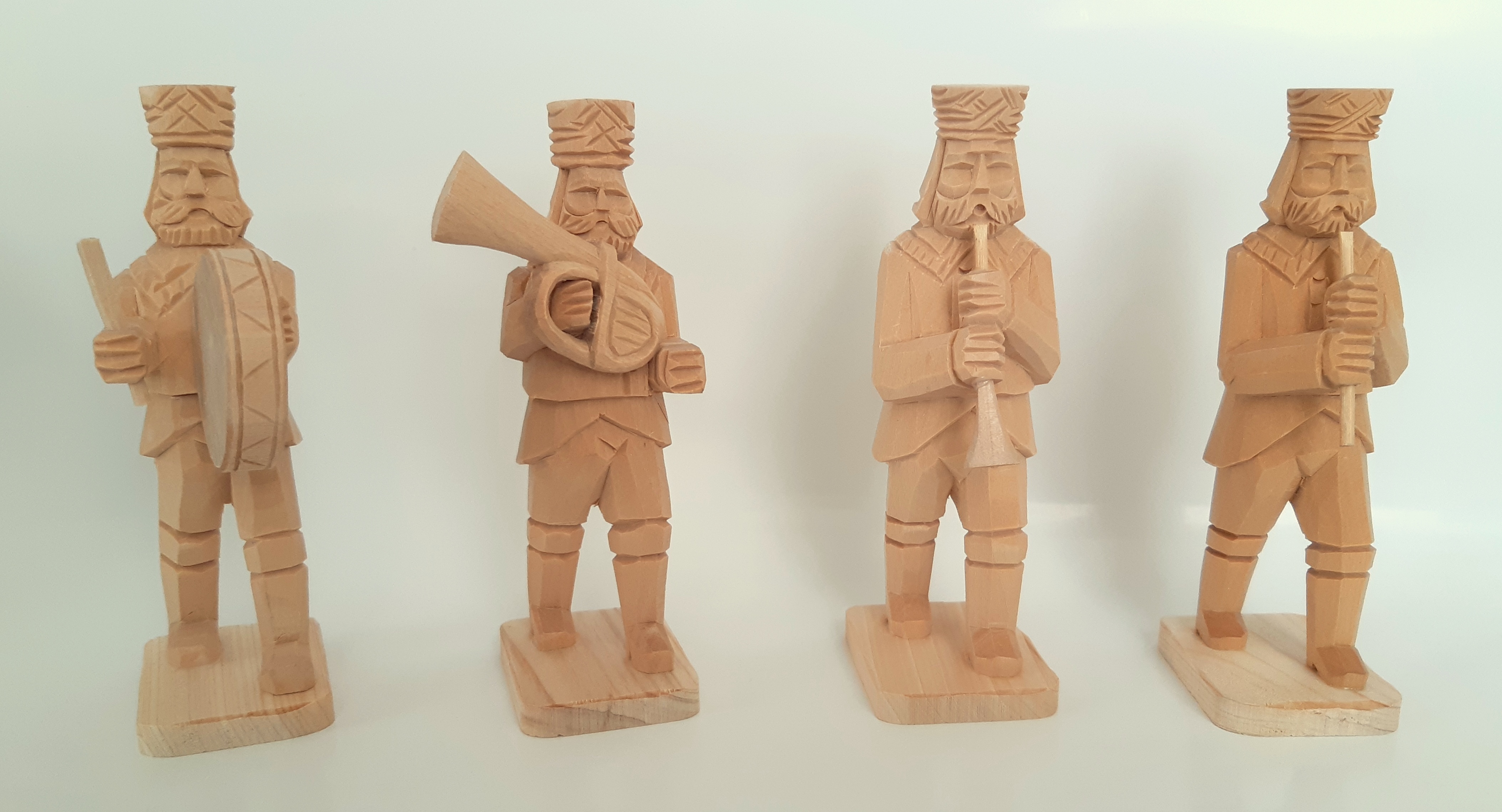 Bergmannskapelle geschnitzt - Gruppe 4 Pauke - vierteilig