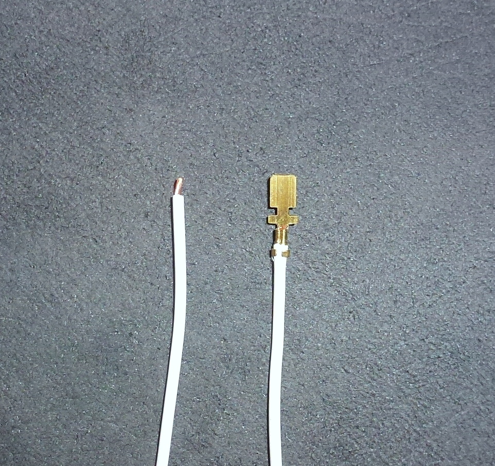 Litze-Kabel mit 1x angeklemmten Kabelschuh
