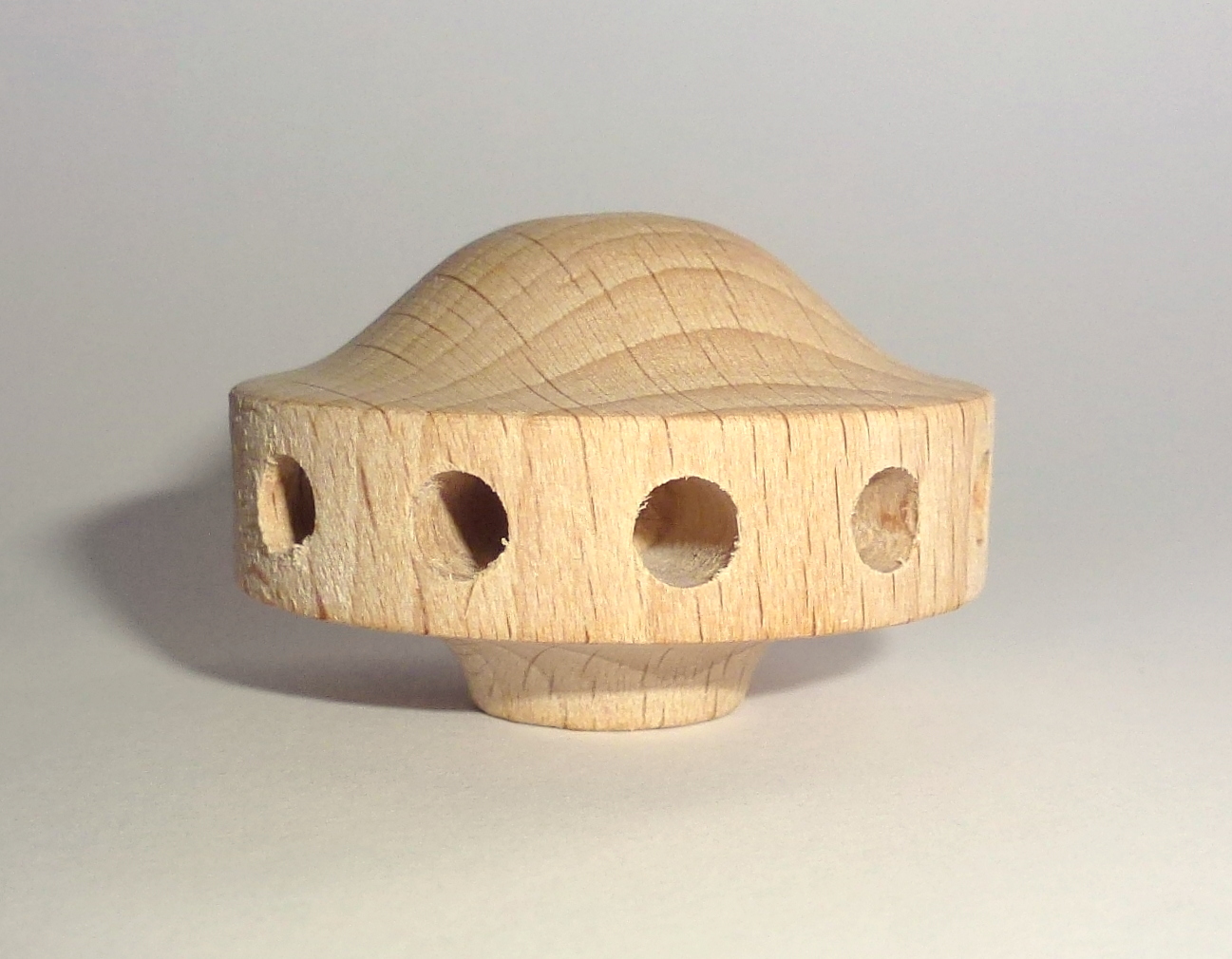 Pyramidenkopf flach - mit 12 Bohrungen Ø 5mm