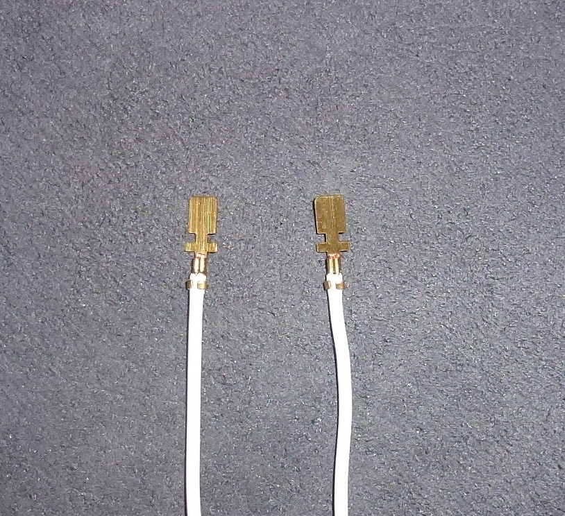 Litze-Kabel mit 2x angeklemmten Kabelschuh