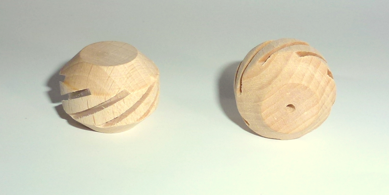 Pyramidenkopf klein - mit 8 Schlitze á 1.6mm