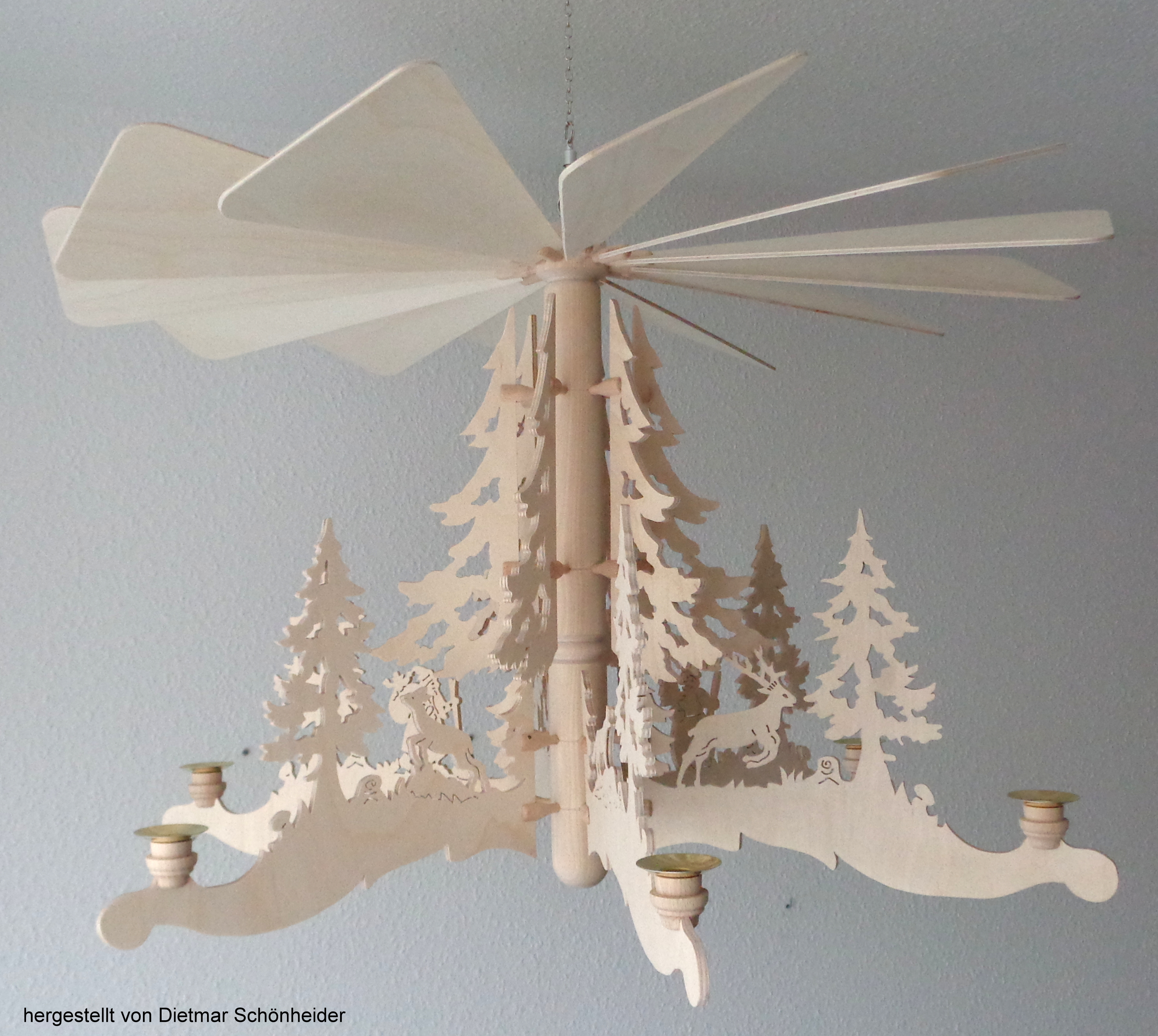 Laubsägevorlage Hängepyramide - Motiv Baum