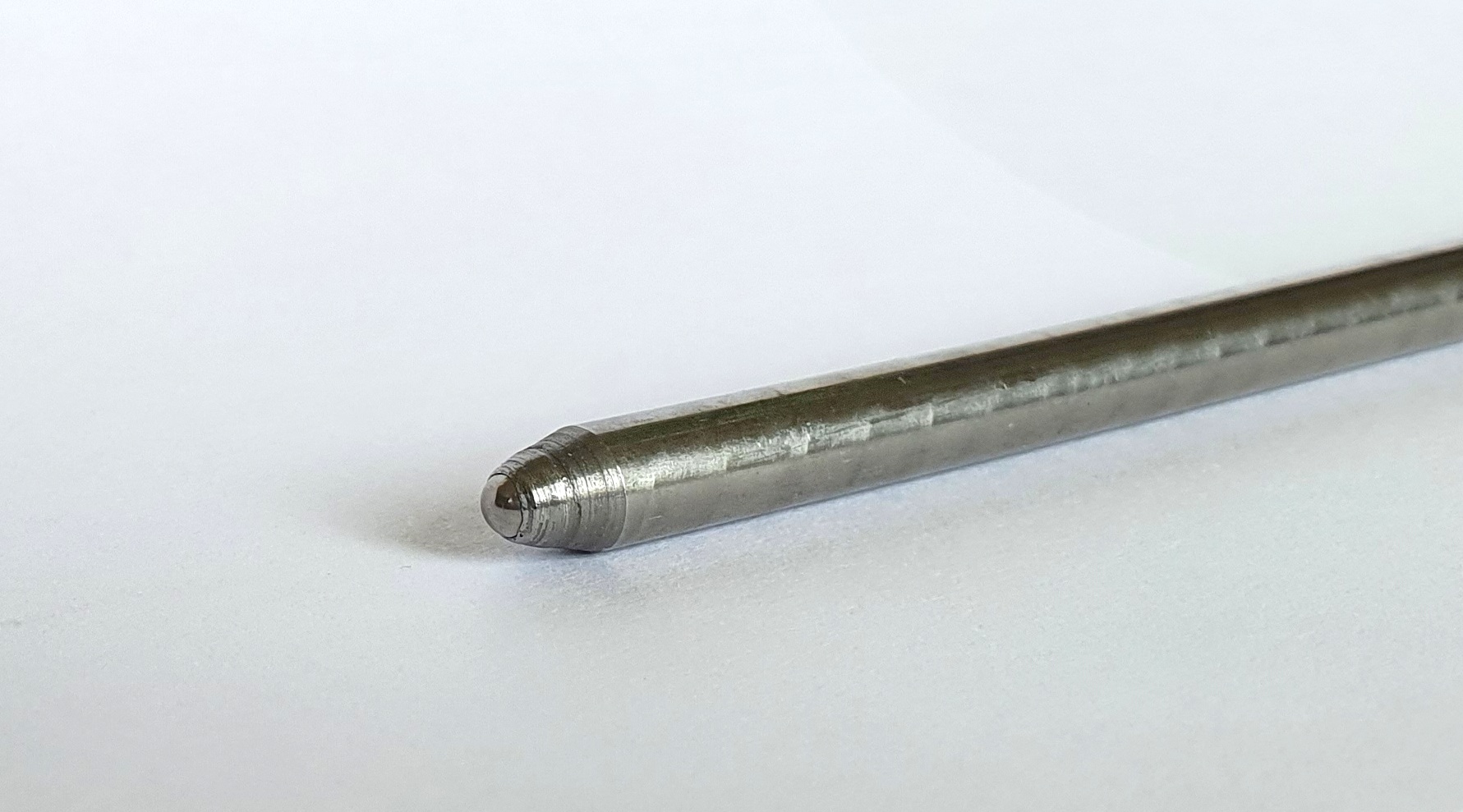 Pyramidenwelle aus Stahl mit Stahlkugel, Länge 600mm, Stärke 6mm