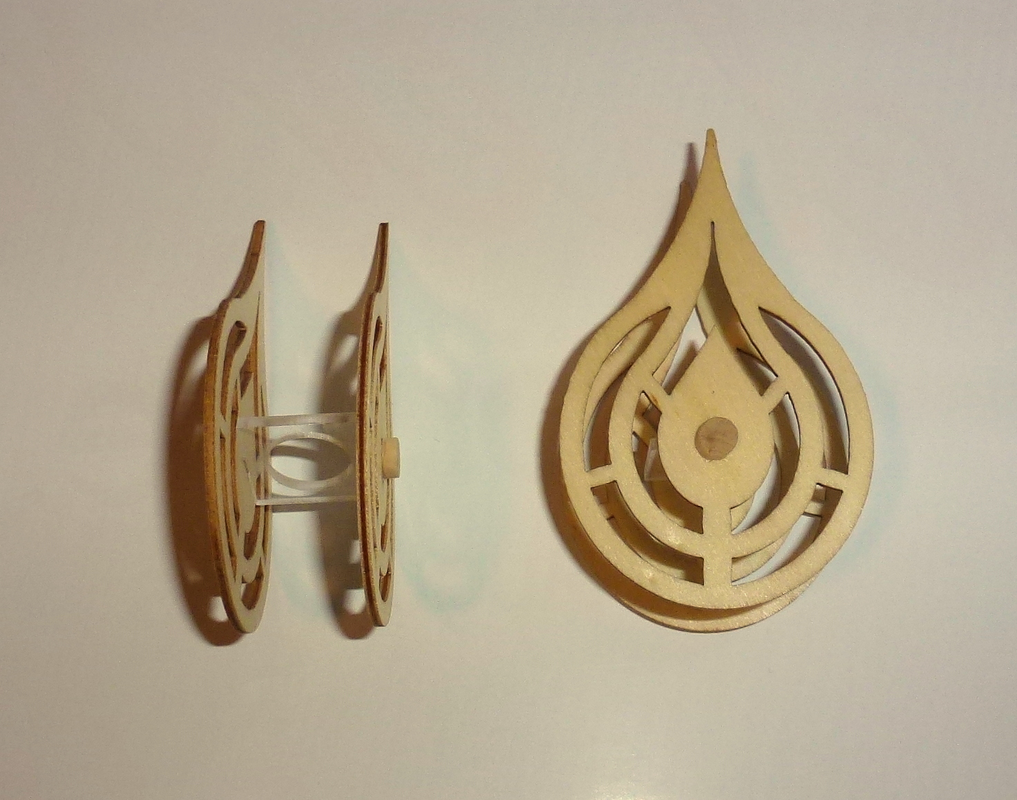 Kerzenaufstecker - Flamme aus Sperrholz - Höhe 7,5cm