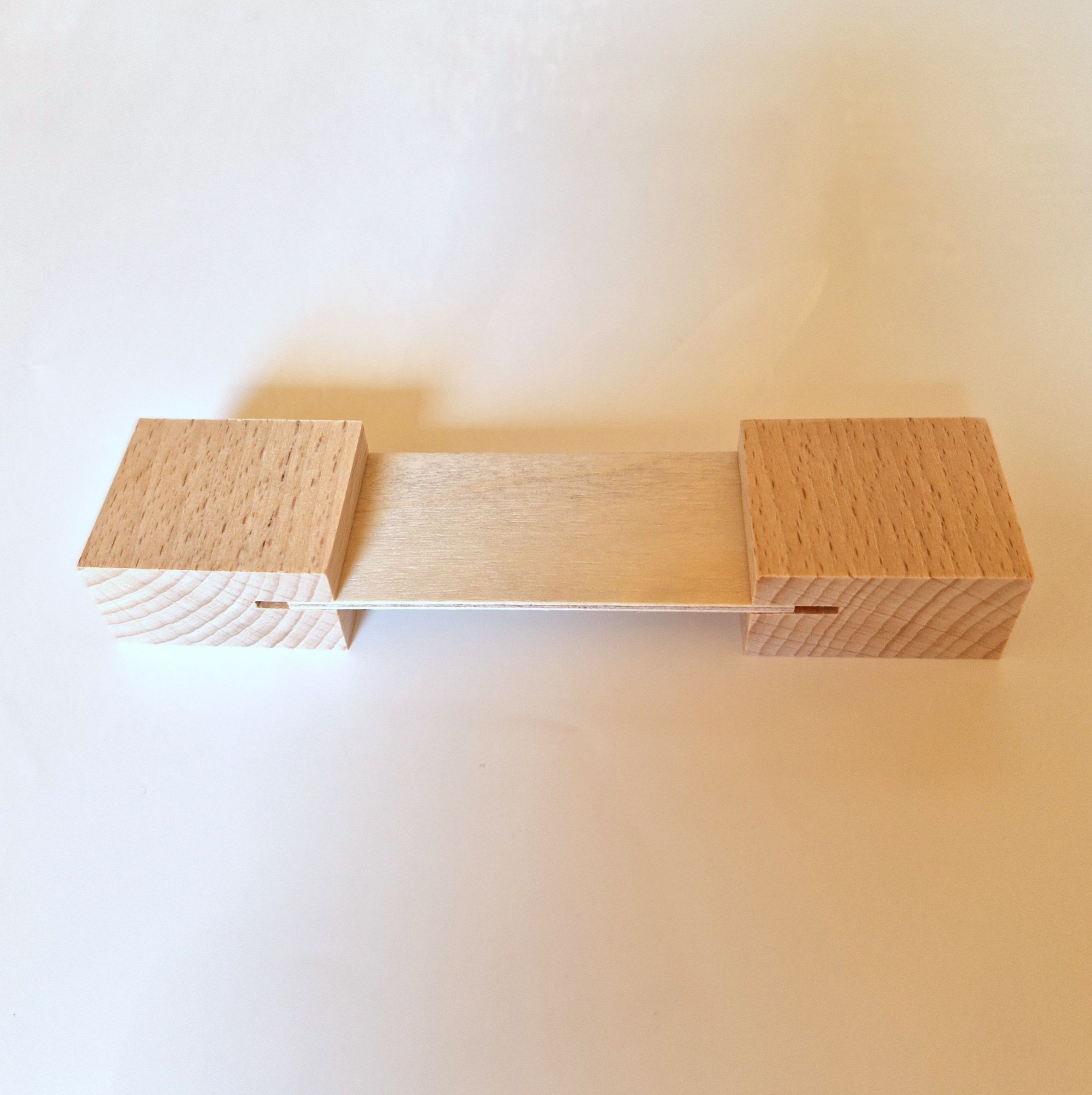 2x Halteklotz + Haltebrettchen für Lageraufnahme