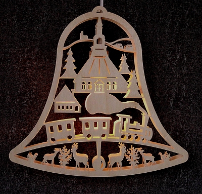 beleuchtetes Fensterbild - Motiv "Im Weihnachtsland"