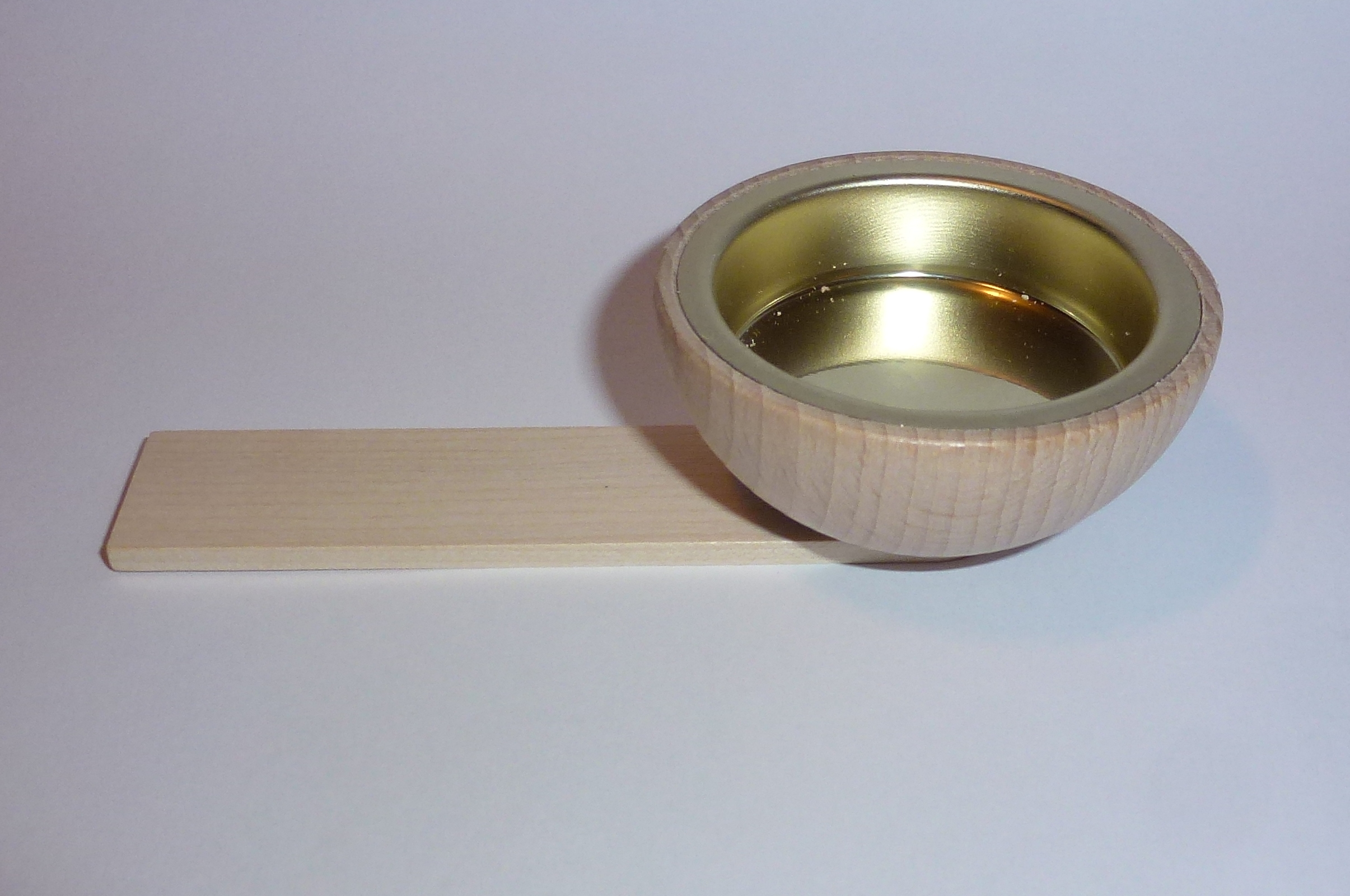 Teelichttülle mit Blecheinsatz und Tüllenhalter